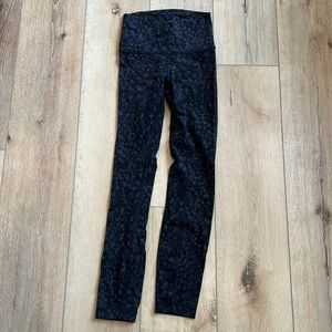 LULULEMON WUNDER UNDER LEGGINGS 25 inch